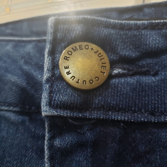 Romeo & Juliet m red velvet laser cut stripes down the side medium wash ra… - Picture 7 of 10